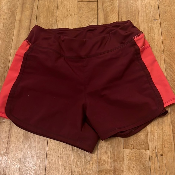 Old Navy active girls shorts - Picture 1 of 3
